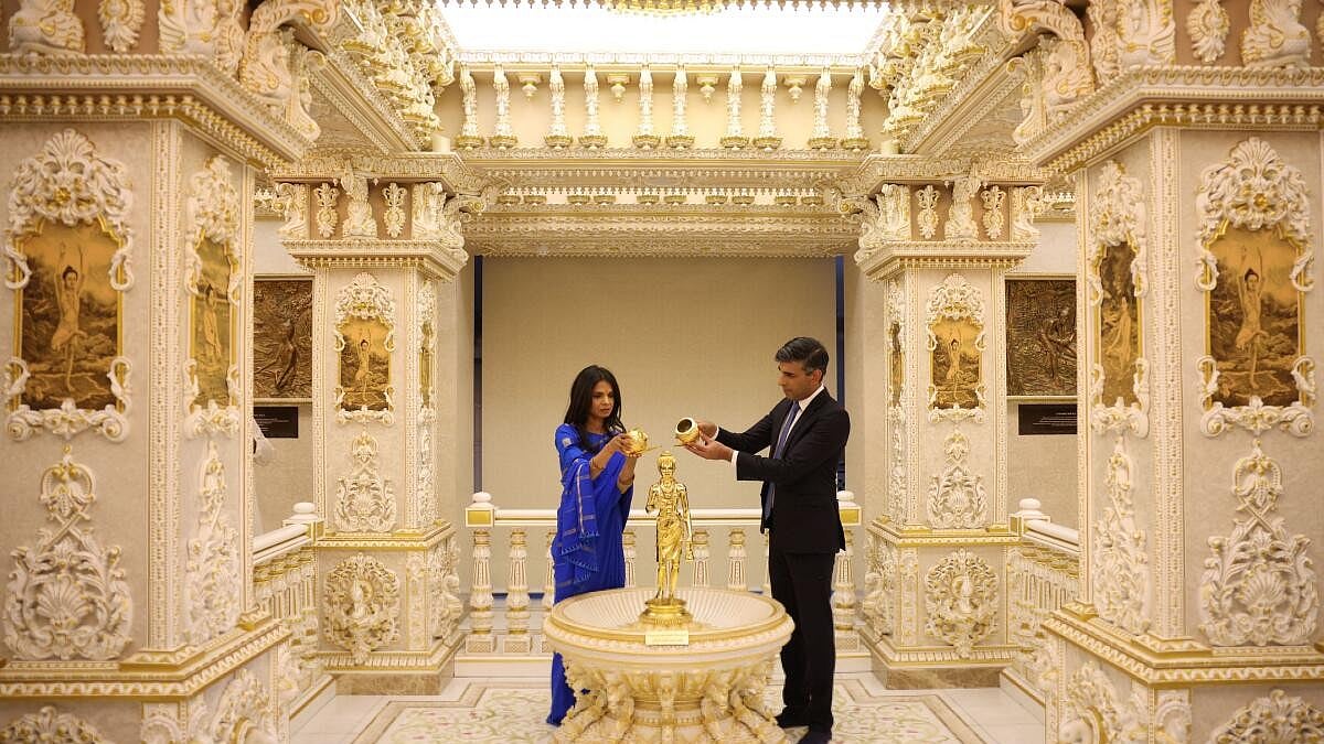 ಬ್ರಿಟನ್ ಸಾರ್ವತ್ರಿಕ ಚುನಾವಣೆಗೆ ದಿನಗಣನೆ: ದೇಗುಲಕ್ಕೆ ರಿಷಿ ಸುನಕ್‌ ದಂಪತಿ ಭೇಟಿ