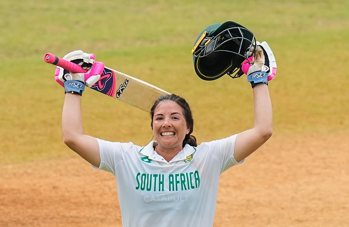 ಮಹಿಳಾ ಕ್ರಿಕೆಟ್ | ಲೂಸ್ ಶತಕ: ದಕ್ಷಿಣ ಆಫ್ರಿಕಾ ಹೋರಾಟ