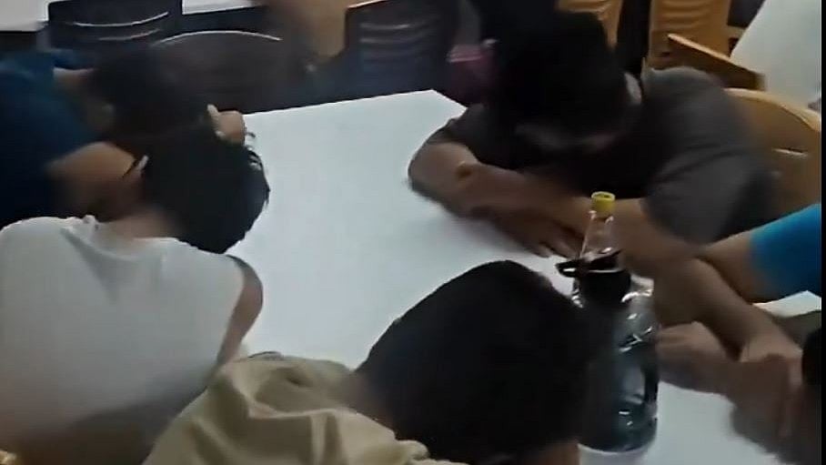 ಅಮೃತಸರ: ಎ.ಸಿಗಾಗಿ ನಿದ್ರೆ ಮಾಡಿ ಪ್ರತಿಭಟಿಸಿದ ಹಾಸ್ಟೆಲ್‌ ವಿದ್ಯಾರ್ಥಿಗಳು