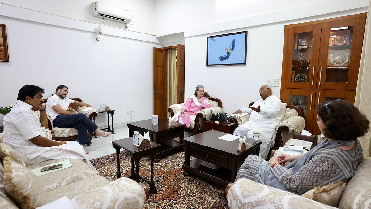 ರಾಯ್‌ಬರೇಲಿ ಉಳಿಸಿಕೊಂಡ ರಾಹುಲ್‌; ವಯನಾಡಿನಿಂದ ತಂಗಿ ಪ್ರಿಯಾಂಕಾ ಸ್ಪರ್ಧೆ: ಖರ್ಗೆ