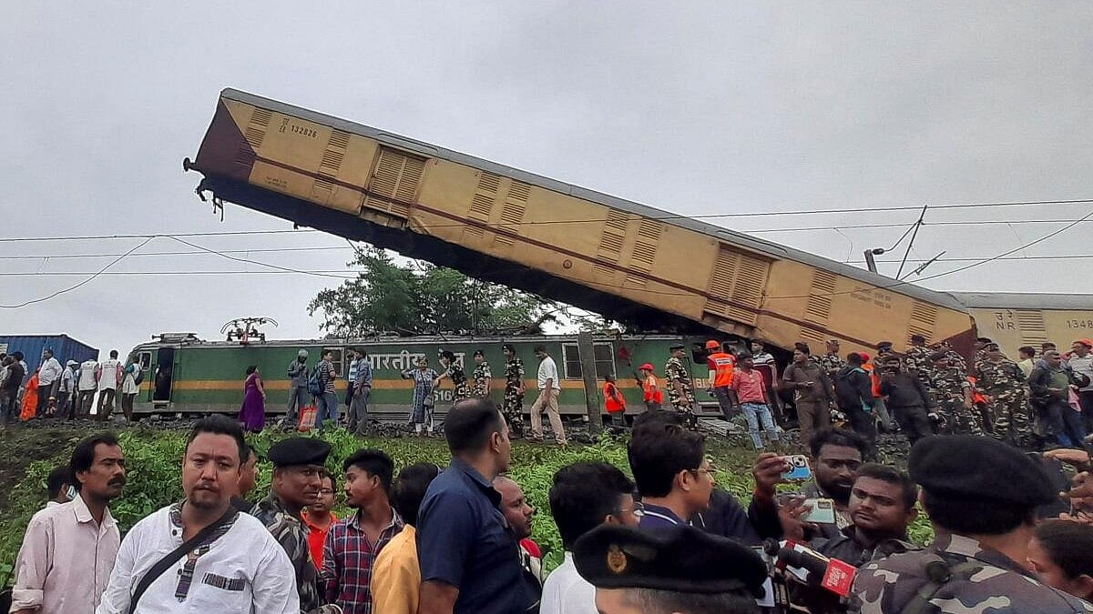 ಕಾಂಚನ್‌ಜುಂಗಾ ಎಕ್ಸ್‌ಪ್ರೆಸ್‌ ರೈಲು ಅಪಘಾತ: ಹಲವರ ಜೀವ ಉಳಿಯಲು ಕಾರಣವೇನು?