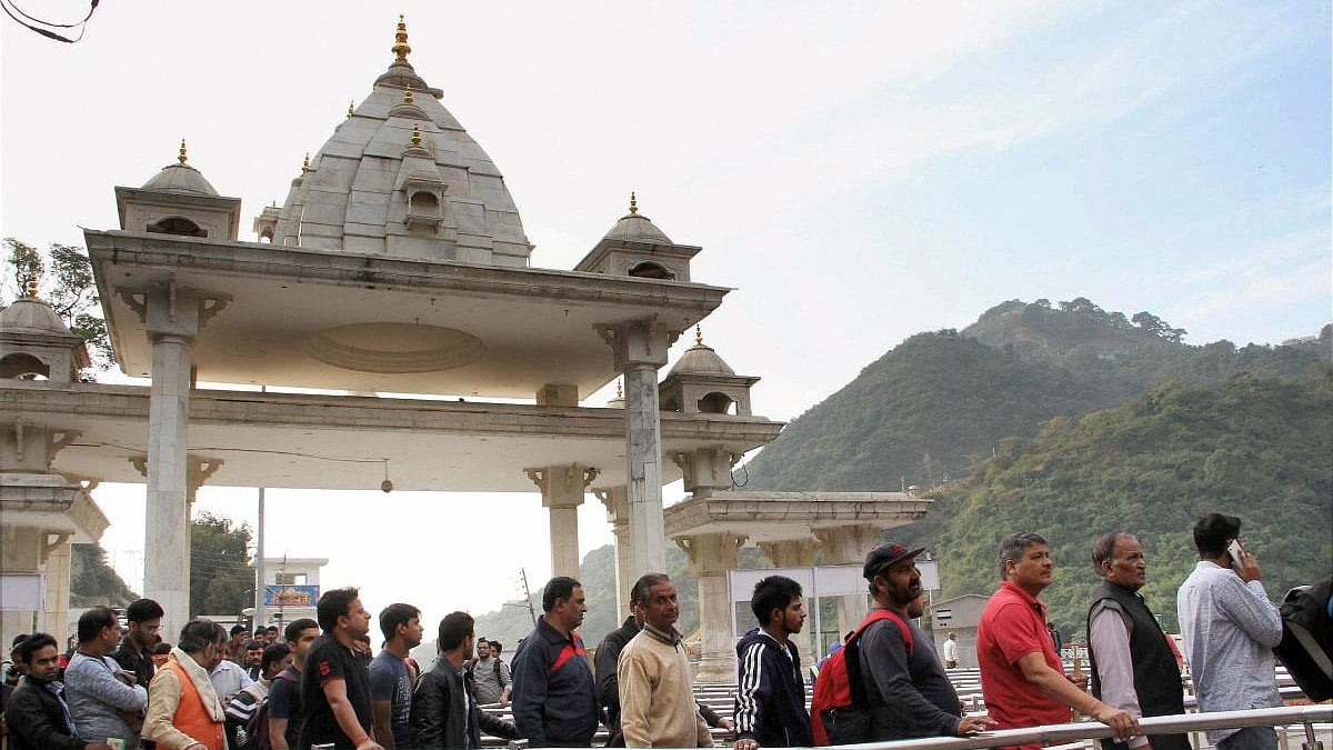 J&K: ವೈಷ್ಣೋದೇವಿ ದರ್ಶನಕ್ಕೆ ಜಮ್ಮುವಿನಿಂದ ಹೆಲಿಕಾಪ್ಟರ್ ಕಾರ್ಯಾಚರಣೆ ಆರಂಭ