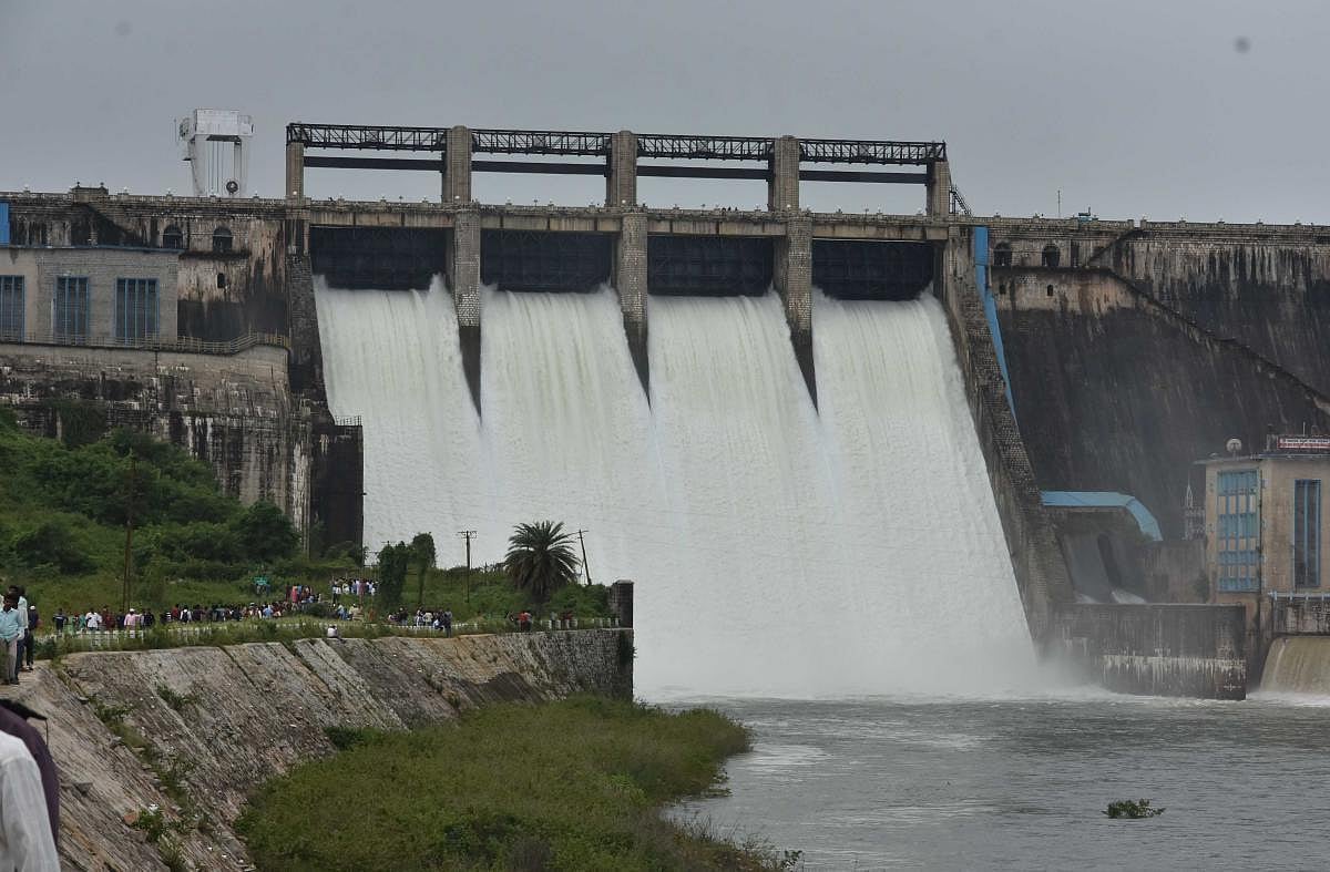 62 ಅಡಿ ದಾಟಿದ ಭದ್ರಾ ಜಲಾಶಯದ ನೀರಿನ ಮಟ್ಟ: ಜಿಲ್ಲೆಯ ರೈತರ ಸಂಭ್ರಮ ಇಮ್ಮಡಿ