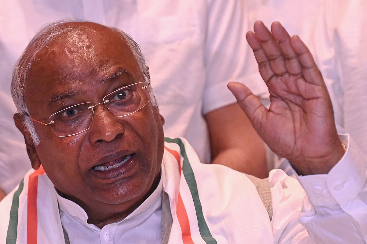 ಹೊಸ ಕಾನೂನುಗಳನ್ನು ಒತ್ತಾಯಪೂರ್ವಕವಾಗಿ ಅಂಗೀಕರಿಸಲಾಗಿದೆ: ಖರ್ಗೆ