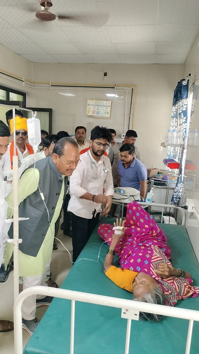 ಕಮಲನಗರ ಆಸ್ಪತ್ರೆಗೆ ಶಾಸಕ ಪ್ರಭು ಚವ್ಹಾಣ ಭೇಟಿ