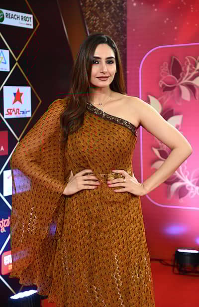 ಪ್ರಜಾವಾಣಿ ಕನ್ನಡ ಸಿನಿ ಸಮ್ಮಾನ 2ನೇ ಆವೃತ್ತಿಯ ಪ್ರಶಸ್ತಿ ಪ್ರದಾನ ಸಮಾರಂಭದ ರೆಡ್‌ ಕಾರ್ಪೆಟ್‌ನಲ್ಲಿ ನಟಿ ರಾಗಿಣಿ