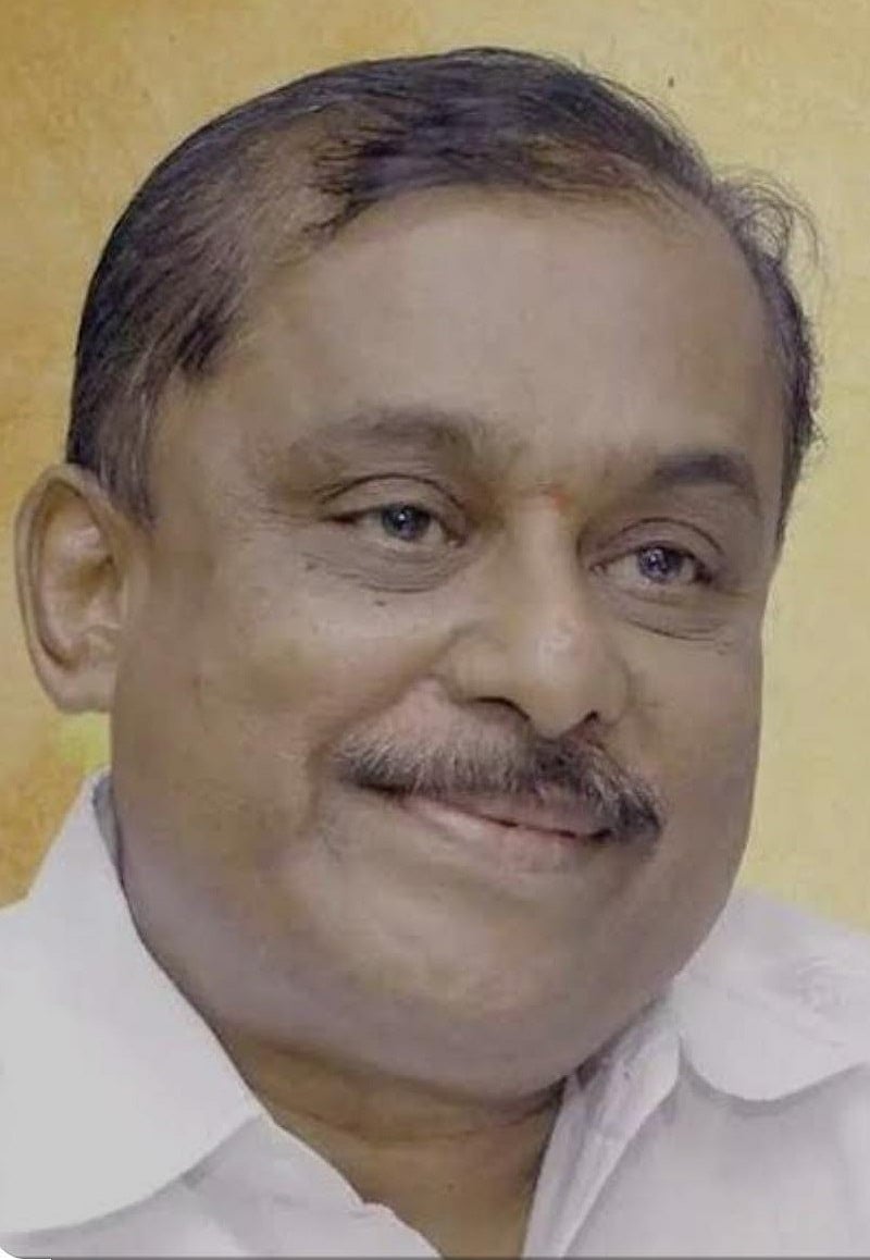 ದರ್ಶನ್‌ ಪ್ರಕರಣ | ಸಿಟ್ಟು ಜೀವನದಲ್ಲಿ ಕ್ಯಾರೆಕ್ಟರ್‌ ಆಗಬಾರದು: ಹಂಸಲೇಖ