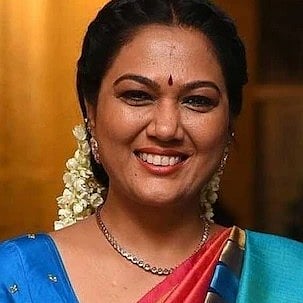 ಬೆಂಗಳೂರಿನಲ್ಲಿ ರೇವ್‌ ಪಾರ್ಟಿ: ಸಿಸಿಬಿ ಕಸ್ಟಡಿಗೆ ನಟಿ ಹೇಮಾ