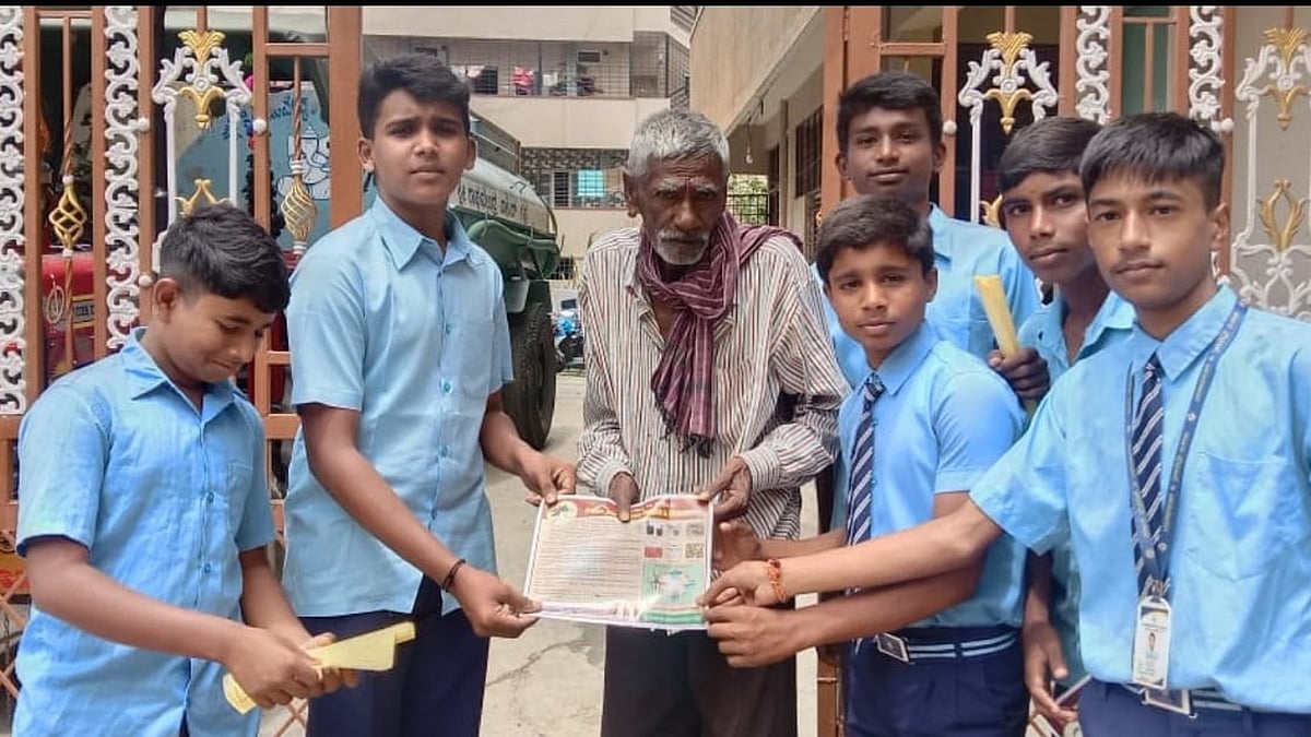 ಬೆಂಗಳೂರು | ಸಾಂಕ್ರಾಮಿಕ ರೋಗ: ಶಾಲಾ ಮಕ್ಕಳಿಂದ ಜನಜಾಗೃತಿ