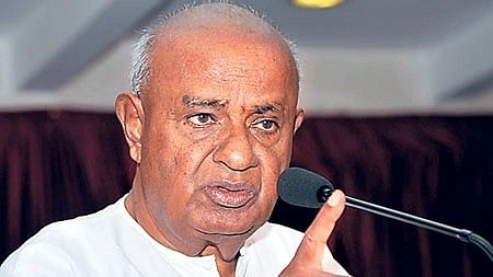 ಉಗ್ರರನ್ನು ಹಿಮ್ಮೆಟಿಸಲು ಐಕ್ಯತೆ ಅಗತ್ಯ: ದೇವೇಗೌಡ