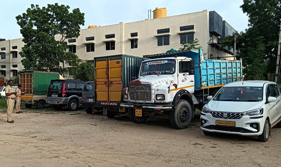 ಬೆಂಗಳೂರು– ಮೈಸೂರು ಎಕ್ಸ್‌ಪ್ರೆಸ್ ವೇ: ವಿರುದ್ಧ ದಿಕ್ಕಿನಲ್ಲಿ ಚಾಲನೆ; 6 ವಾಹನ ವಶ