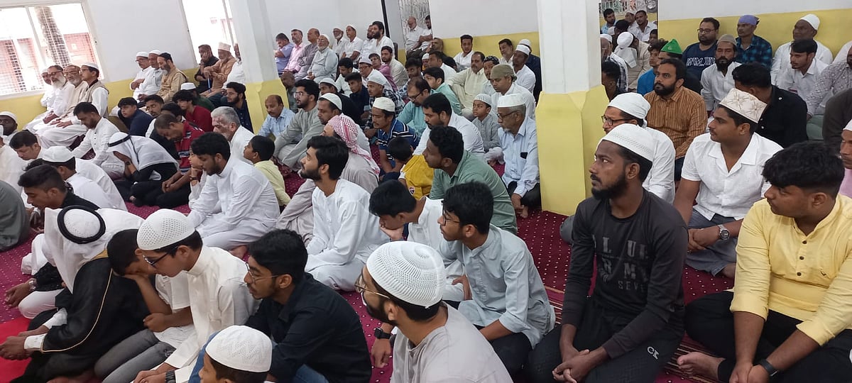 ಜಿಲ್ಲೆಯೆಲ್ಲಡೆ ಸಂಭ್ರಮದ ಬಕ್ರೀದ್‌: ಮಸೀದಿಗೆ ತೆರಳಿ ಪ್ರಾರ್ಥನೆ