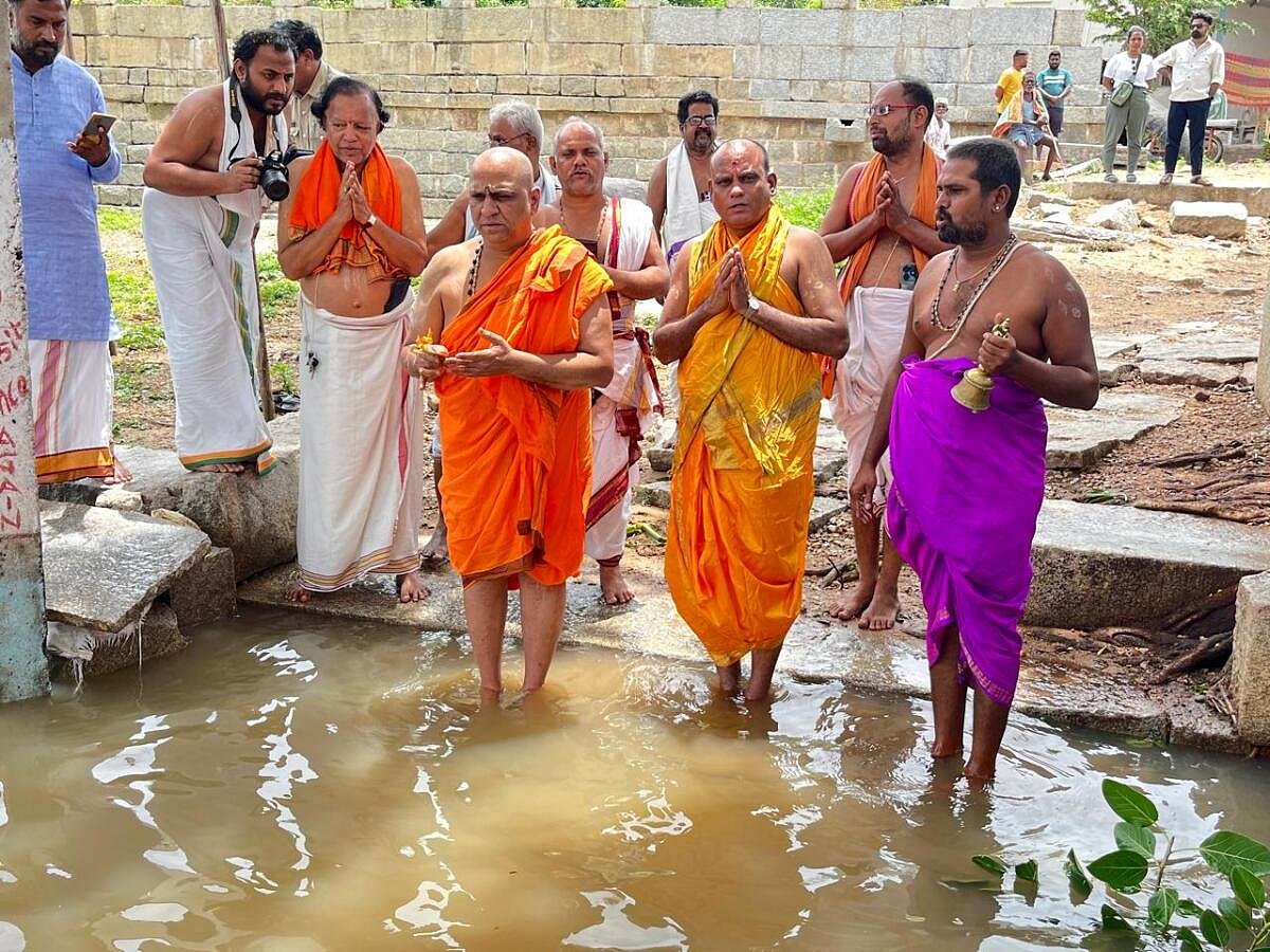 ಹಿಂದೂ ಧರ್ಮ ಉಳಿಸಲು ಮಹಿಳೆಯರಿಂದ ಮಾತ್ರ ಸಾಧ್ಯ: ಸುಬುಧೇಂದ್ರ ತೀರ್ಥ ಸ್ವಾಮೀಜಿ