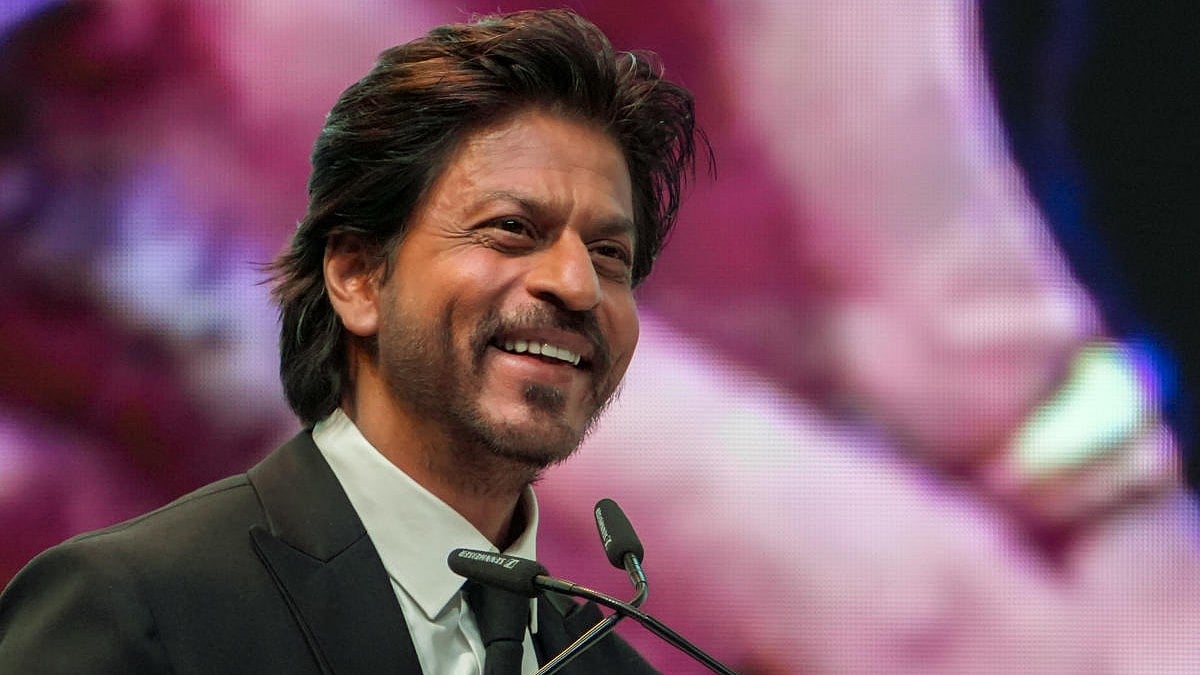 ಸ್ವರ್ಗದಲ್ಲಿರುವ ಪಾಲಕರು ಮೆಚ್ಚುವಂಥಾ ದೊಡ್ಡ ಸಿನಿಮಾ ಮಾಡುವಾಸೆ: ಶಾರುಕ್‌ ಖಾನ್