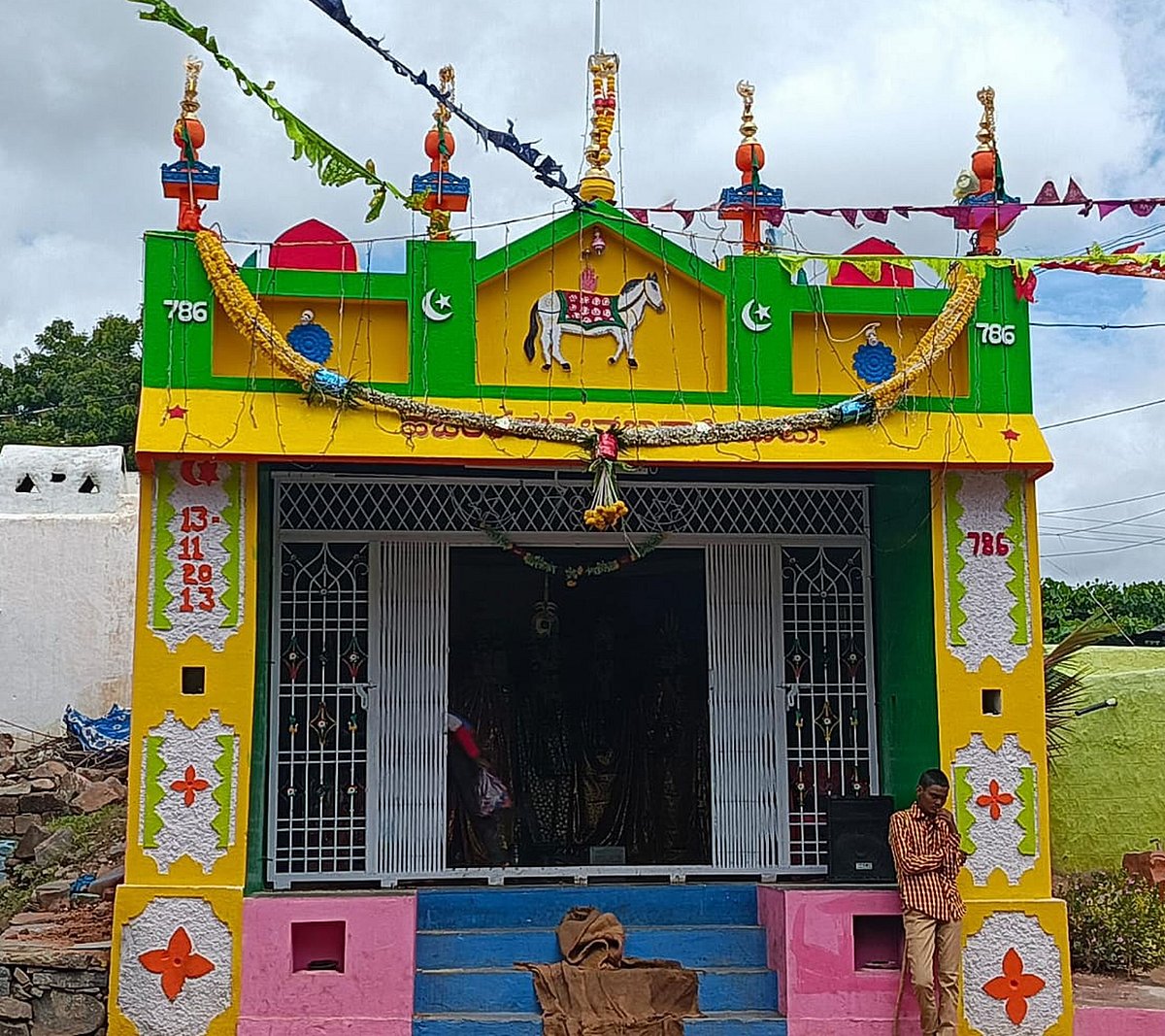 Muharram Festival | ತಾವರಗೇರಾ: ಮಸೀದಿಗೆ ಗೋಪುರ, ಕಳಸಾರೋಹಣ