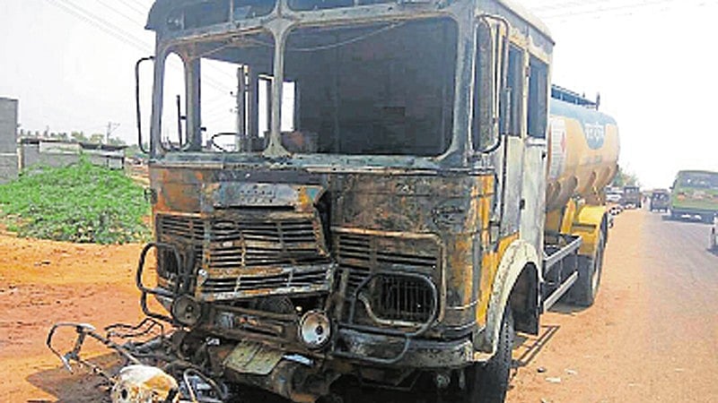 ಉನ್ನಾವ್‌ | ಬಸ್, ಟ್ಯಾಂಕರ್‌ ನಡುವೆ ಡಿಕ್ಕಿ: 18 ಸಾವು, 19 ಜನರಿಗೆ ಗಾಯ