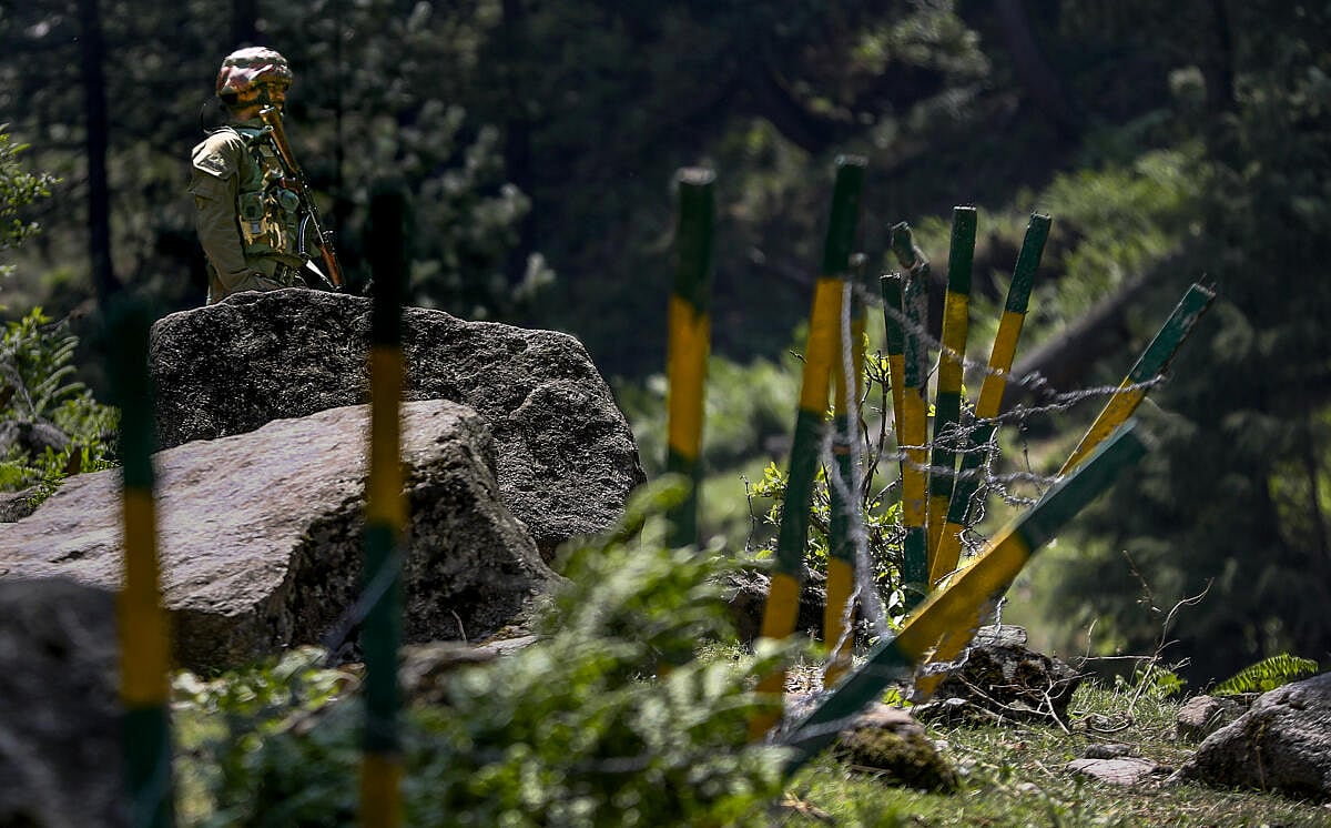 Jammu | ಡೋಡಾ ಜಿಲ್ಲೆಯಲ್ಲಿ ಮತ್ತೆ ಗುಂಡಿನ ಚಕಮಕಿ, ಇಬ್ಬರು ಯೋಧರಿಗೆ ಗಾಯ