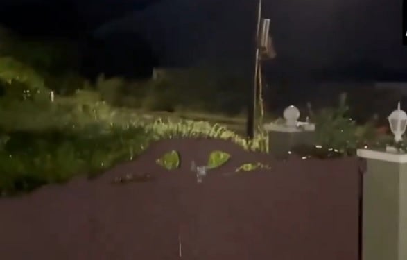 ಬಾರ್ಬಡೋಸ್ | ಅಪ್ಪಳಿಸಿದ ಚಂಡಮಾರುತ: ವಿಮಾನ ನಿಲ್ದಾಣದಲ್ಲಿ ಸಿಲುಕಿದ ಕ್ರಿಕೆಟಿಗರು