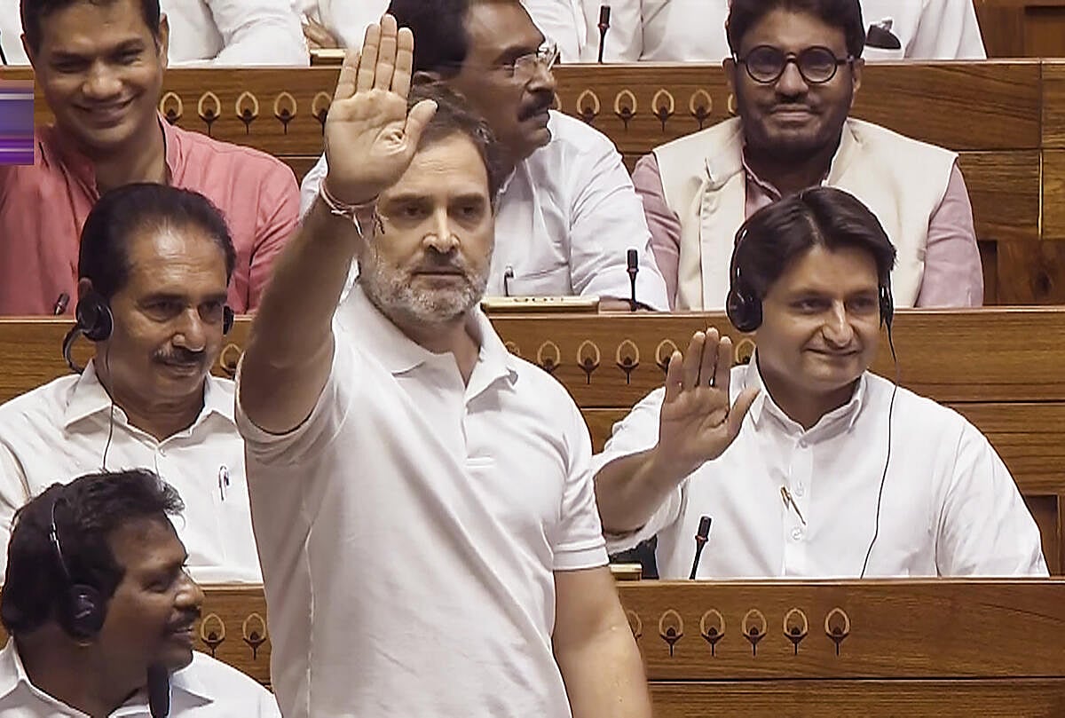 ಹಿಂದೂಗಳೆಂದು ಕರೆದುಕೊಳ್ಳುವವರು ಹಿಂಸೆ, ದ್ವೇಷ ಹರಡುತ್ತಿದ್ದಾರೆ: ರಾಹುಲ್ ಗಾಂಧಿ