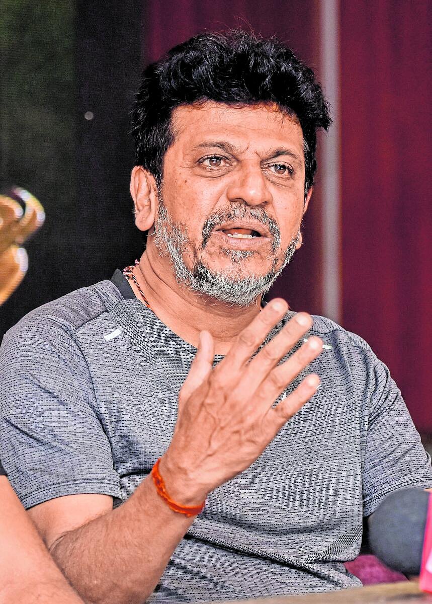 ಕರುನಾಡ ಚಕ್ರವರ್ತಿಗೆ ಜನ್ಮದಿನ: ಶಿವಣ್ಣಗೆ ಅಭಿಮಾನಿಗಳು, ಗಣ್ಯರಿಂದ ಶುಭಾಶಯಗಳು