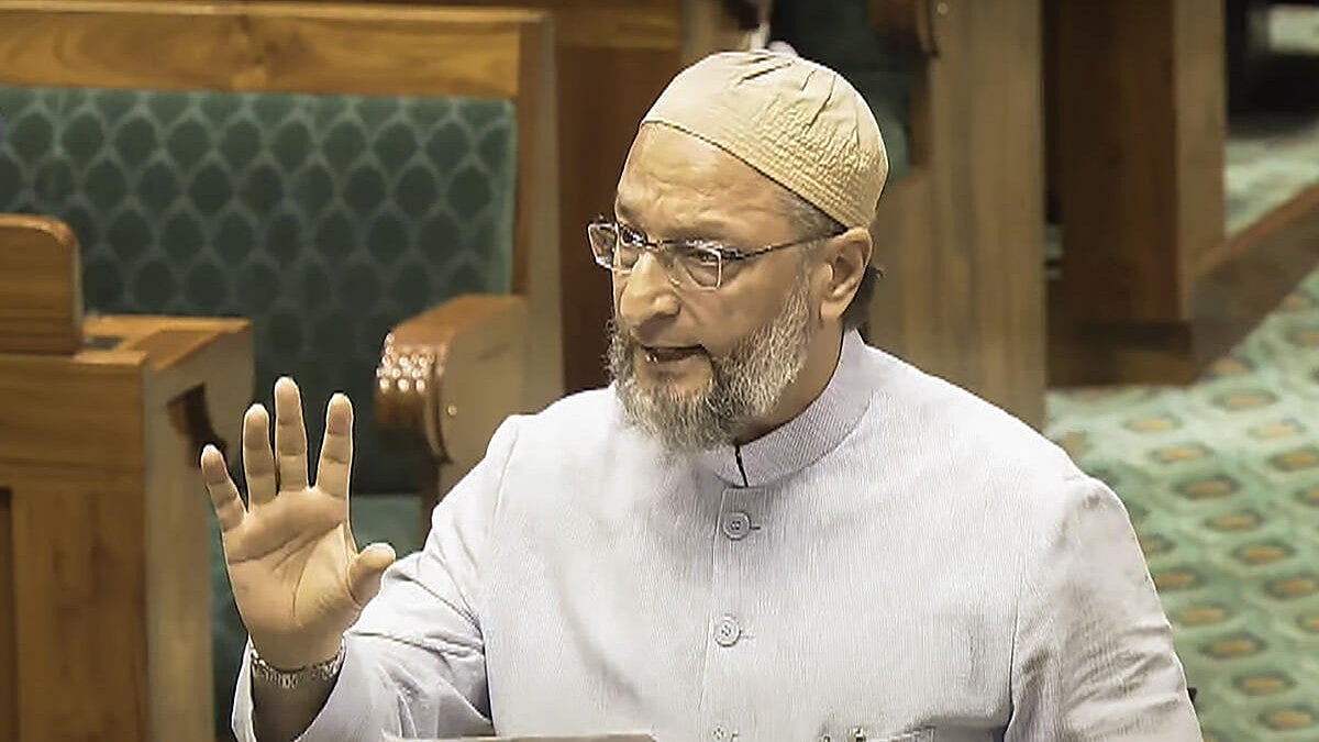 ವಕ್ಫ್ ತಿದ್ದುಪಡಿ ಮಸೂದೆ: ಸಾಂವಿಧಾನಿಕ ಸಿಂಧುತ್ವ ಪ್ರಶ್ನಿಸಿ SC ಮೊರೆ ಹೋದ ಓವೈಸಿ