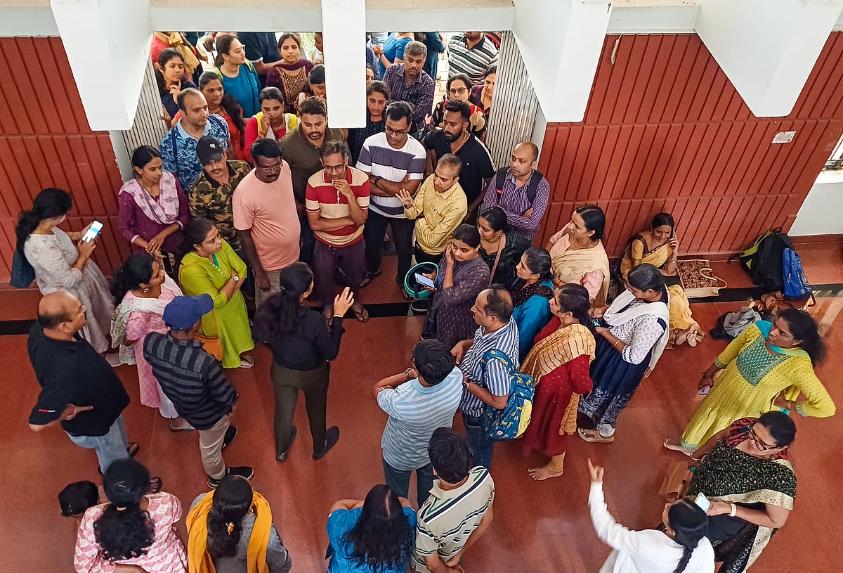 ಸಂಗೀತ ವಿ.ವಿ ಅವ್ಯವಸ್ಥೆ: ಬಿಳಿ ಹಾಳೆಯಲ್ಲೇ ಪರೀಕ್ಷೆ!