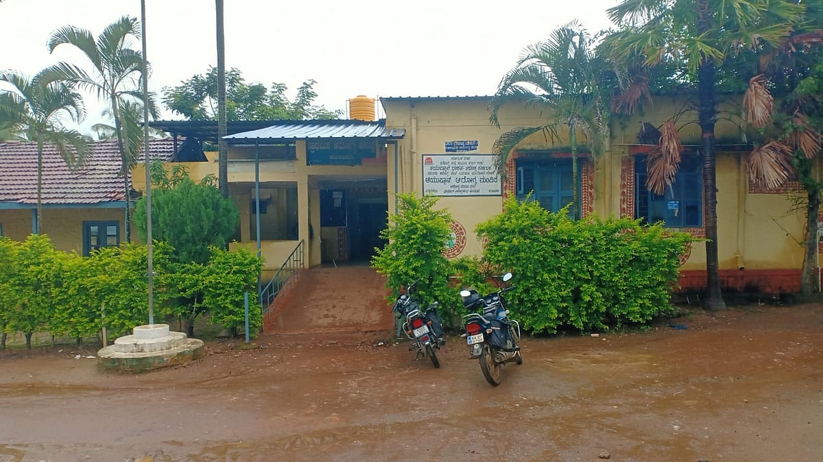 ಆಸ್ಪತ್ರೆ ಹಕೀಕತ್ತು | ಹಂಸಭಾವಿ: ತುರ್ತು ಸಂದರ್ಭದಲ್ಲಿಲ್ಲ ಚಿಕಿತ್ಸೆ