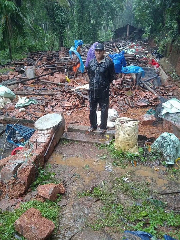 ಪುತ್ತೂರು | ಕೋಳಿಫಾರಂ ಕಟ್ಟಡ ಕುಸಿತ: ಕೋಳಿ ಮರಿ ಸಾವು