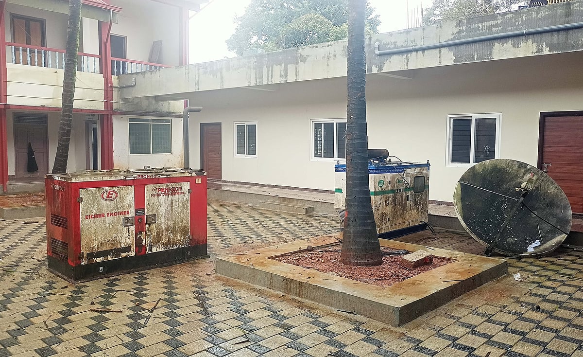 ತೀರ್ಥಹಳ್ಳಿ ತಾಲ್ಲೂಕು ಕಚೇರಿಯಲ್ಲಿ ವಿದ್ಯುತ್‌ ಸಮಸ್ಯೆ