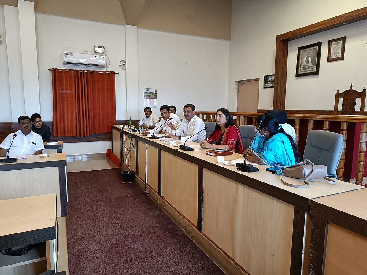 ‘ಗೃಹಲಕ್ಷ್ಮಿ’ ಶೇ 98.98, ‘ಅನ್ನಭಾಗ್ಯ’  ಶೇ 98 ಸಾಧನೆ!