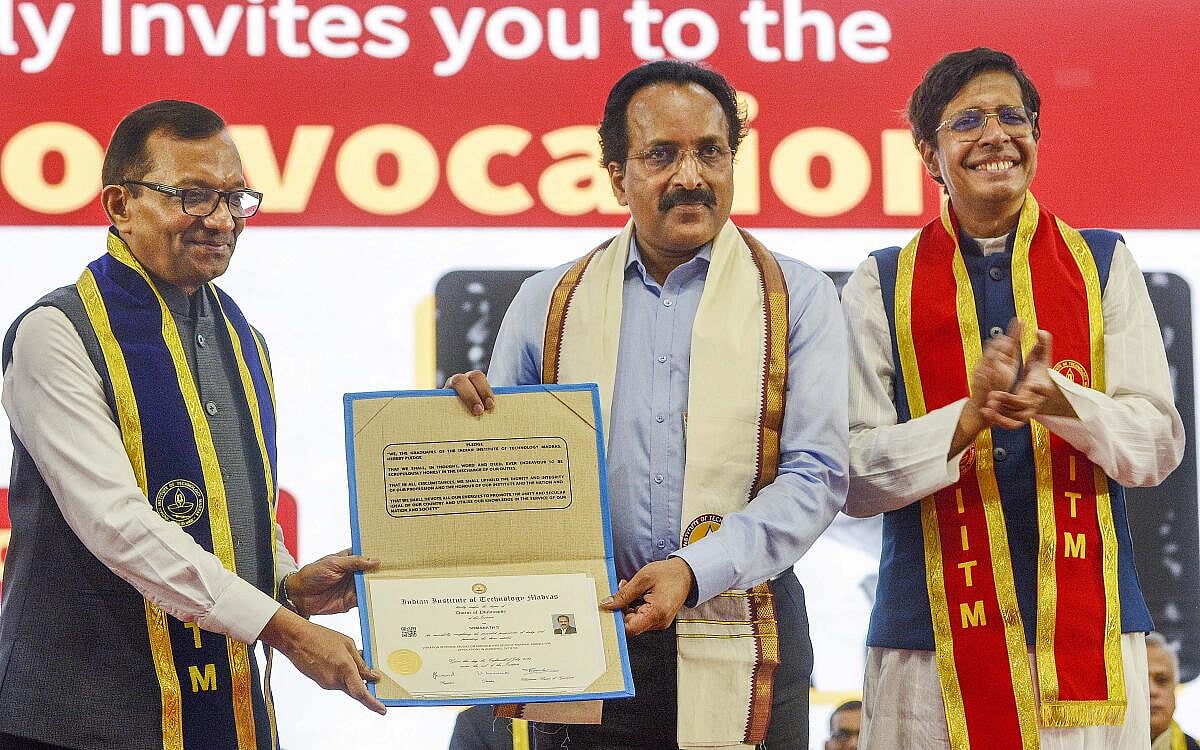 60ನೇ ವಯಸ್ಸಿನಲ್ಲಿ ಪಿಎಚ್‌ಡಿ ಪಡೆದ ಇಸ್ರೊ ಅಧ್ಯಕ್ಷ ಎಸ್.ಸೋಮನಾಥ್