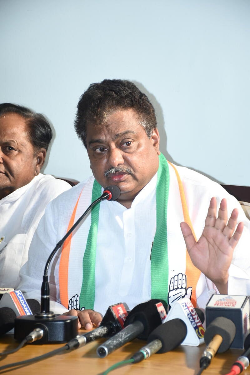 ರಾಜ್ಯಪಾಲರು ಕೇಂದ್ರದ ಕೈಗೊಂಬೆ; ರಾಜಭವನ BJP ಕಚೇರಿಯಾಗಿದೆ: ಸಚಿವ MB ಪಾಟೀಲ ಟೀಕೆ