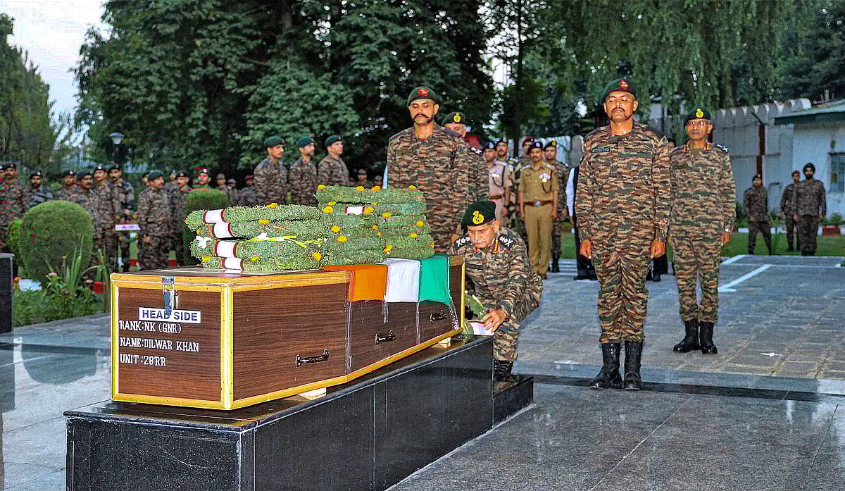 LOCಗೆ ಸೇನಾ ಮುಖ್ಯಸ್ಥ ಭೇಟಿ; ನಾಳೆ ಕಾರ್ಗಿಲ್ ವಿಜಯ ದಿವಸ ಕಾರ್ಯಕ್ರಮದಲ್ಲಿ ಭಾಗಿ