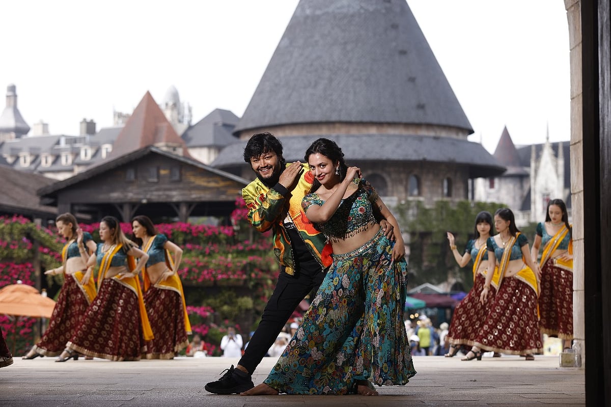 ‘ಚಿನ್ನಮ್ಮ’ನ ಹಿಂದೆ ಬಿದ್ದ ಗೋಲ್ಡನ್‌ ಸ್ಟಾರ್‌ ಗಣಿ 