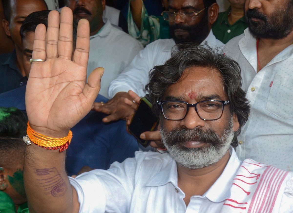 ಜಾರ್ಖಂಡ್ ಸಿಎಂ ಹೇಮಂತ್ ಸೊರೇನ್ ಆಪ್ತ ಸಹಾಯಕ ಸೇರಿ ಇತರರ ಮನೆ ಮೇಲೆ IT ದಾಳಿ