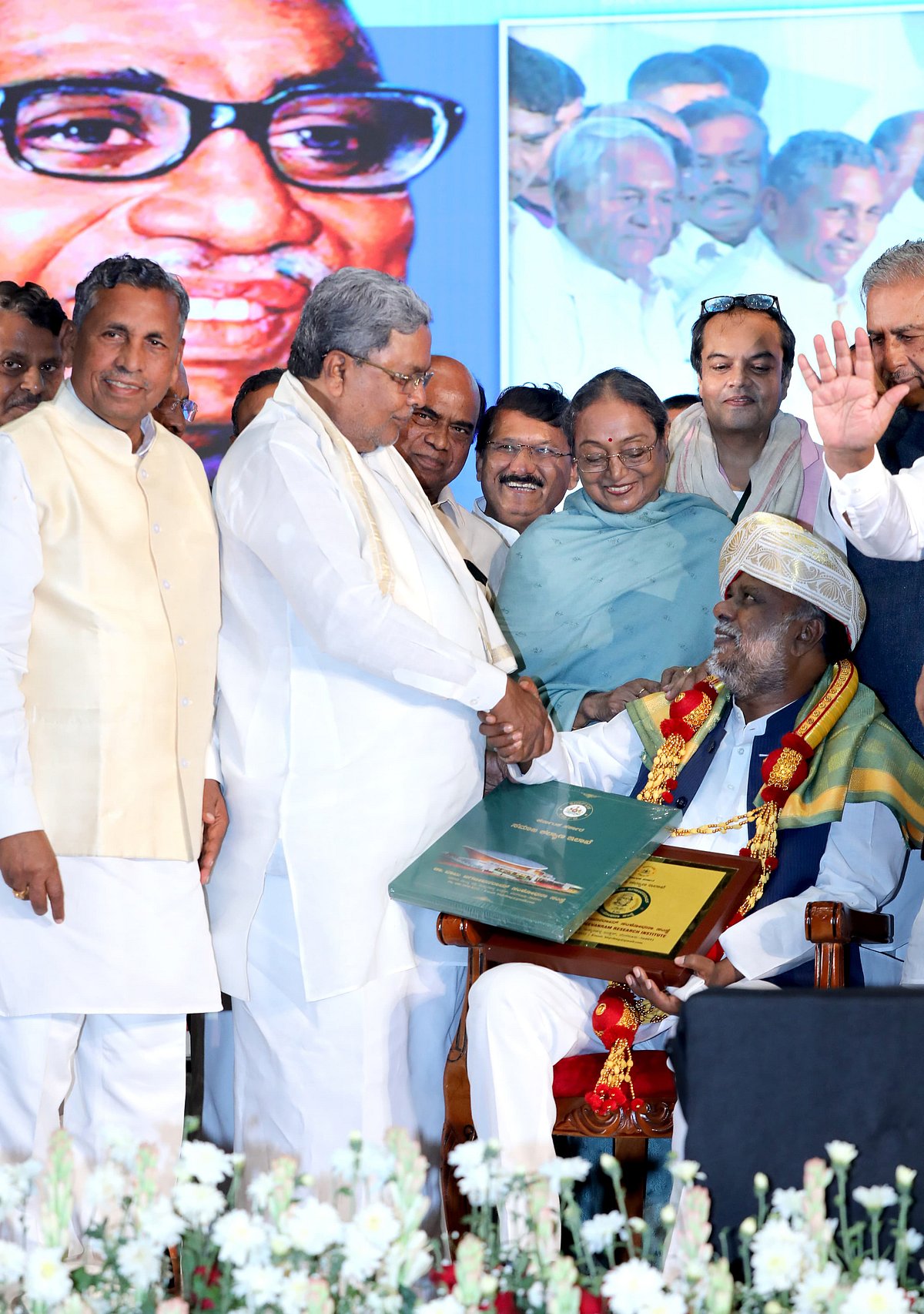 ಕೆಲವರಿಗೆ ಸಿದ್ದರಾಮಯ್ಯ ವಿರುದ್ಧ ಅಸೂಯೆ: ಆಂಜನೇಯ