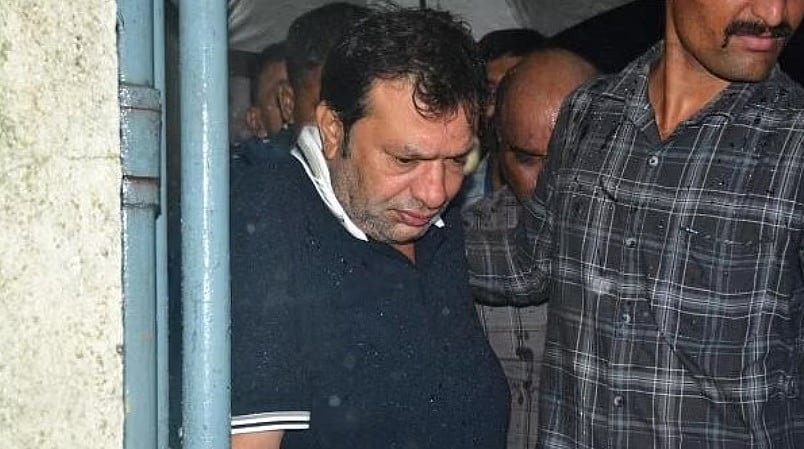 BMW ಕಾರು ಅಪಘಾತ ಪ್ರಕರಣ: ಶಿವಸೇನಾದಿಂದ ರಾಜೇಶ್ ಶಾ ವಜಾ