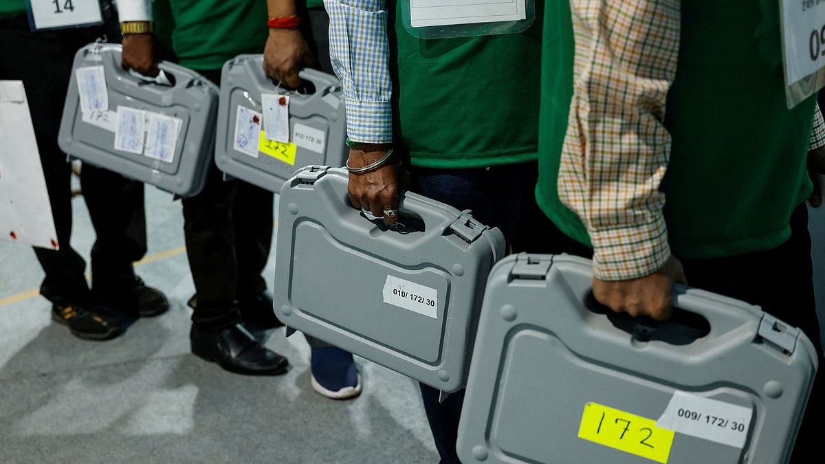 ವಿಧಾನಸಭೆ ಉಪಚುನಾವಣೆ: INDIA ಒಕ್ಕೂಟ 4 ಕ್ಷೇತ್ರದಲ್ಲಿ ಗೆಲುವು; 6ರಲ್ಲಿ ಮುನ್ನಡೆ