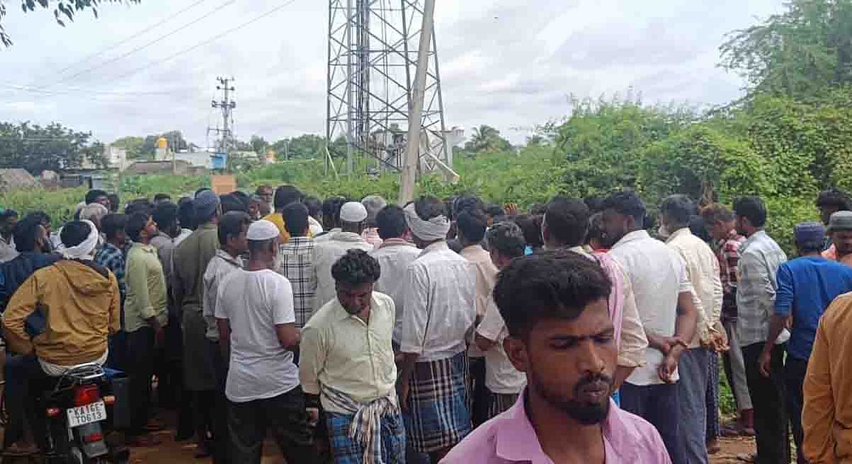 ಹಿರಿಯೂರು|ಮದ್ಯ ಸಾಗಣೆ: ವ್ಯಕ್ತಿಯನ್ನು ಹಿಡಿದು ಪೊಲೀಸರಿಗೆ ಒಪ್ಪಿಸಿದ ಗ್ರಾಮಸ್ಥರು