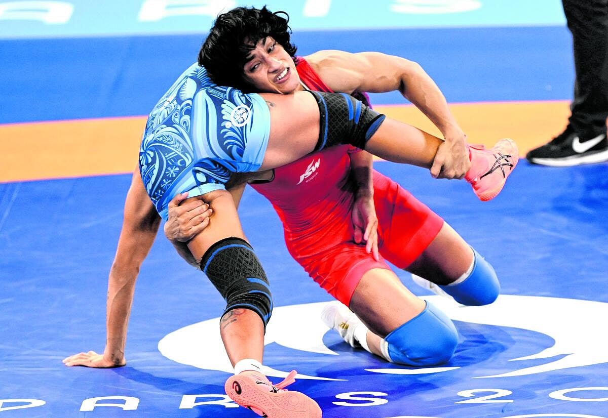 Paris Olympics 2024: ಒಲಿಂಪಿಕ್ಸ್‌ ಅಂಗಳದಲ್ಲಿ ಆಟಗಾರರ ಕಲರವ..