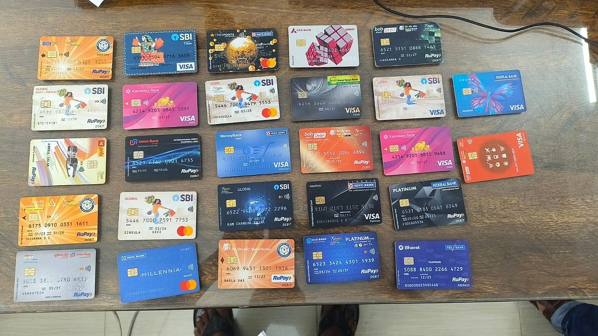 ಬೆಂಗಳೂರು | ATM ಪಿನ್‌ ಬದಲಾವಣೆಗೆ ಸಹಾಯದ ನೆಪದಲ್ಲಿ ವಂಚನೆ: ಬಿಹಾರದ ಇಬ್ಬರ ಬಂಧನ