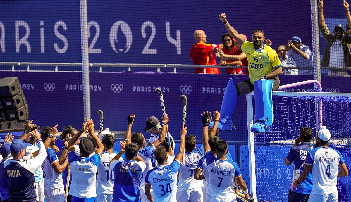 PHOTOS | ಒಲಿಂಪಿಕ್ಸ್ ಹಾಕಿಯಲ್ಲಿ ಸತತ 2ನೇ ಸಲ ಕಂಚು ಗೆದ್ದ ಭಾರತ, ವಿಜಯೋತ್ಸವ 