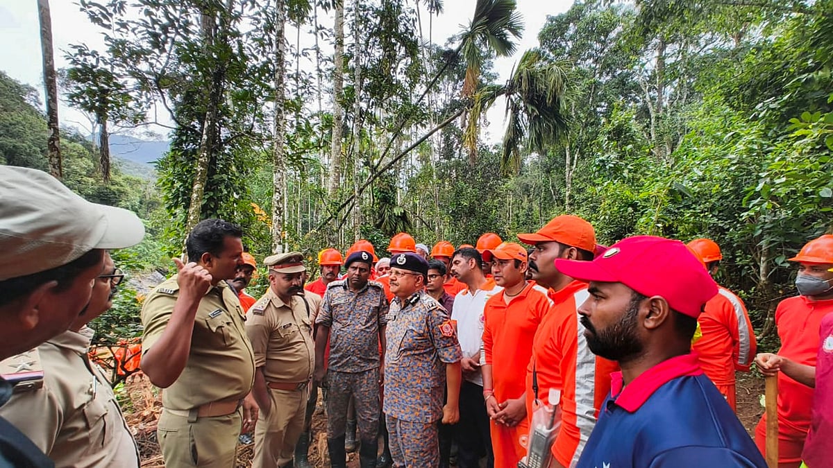 PHOTOS | Wayanad Landslide: ಮುಂದುವರಿದ ರಕ್ಷಣಾ ಕಾರ್ಯಾಚರಣೆ, ಪರಿಶೀಲನೆ