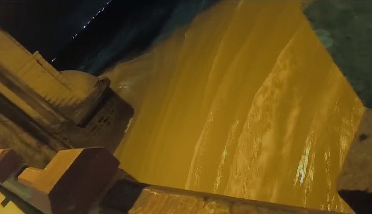 ತುಂಗಭದ್ರಾ ಆಣೆಕಟ್ಟೆ–ಮುರಿದ 19ನೇ ಗೇಟ್‌:   ನದಿಪಾತ್ರದ ಗ್ರಾಮಗಳಲ್ಲಿ ಕಟ್ಟೆಚ್ಚರ