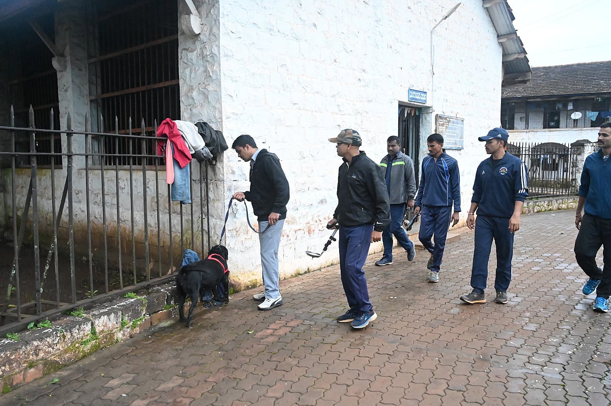 ಬೆಳಗಾವಿ: ಹಿಂಡಲಗಾ ಕೇಂದ್ರ ಕಾರಾಗೃಹದ ಮೇಲೆ 260 ಪೊಲೀಸರಿಂದ ದಾಳಿ