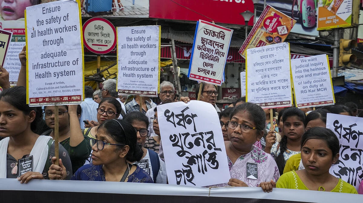 ವೈದ್ಯ ವಿದ್ಯಾರ್ಥಿನಿ ಕೊಲೆ | ಸಿಬಿಐ ತನಿಖೆ ಆರಂಭ; ವೈದ್ಯರ ಧರಣಿ, ರೋಗಿಗಳ ಪರದಾಟ
