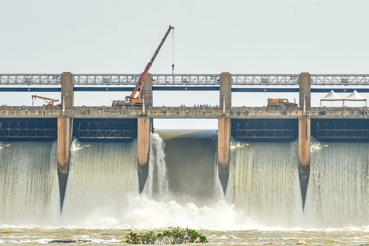 ತುಂಗಭದ್ರಾ ಅವಘಡ: ಗೇಟ್‌ ಅಳವಡಿಸುವ ಸಾಹಸದ ಕೆಲಸ ಆರಂಭ