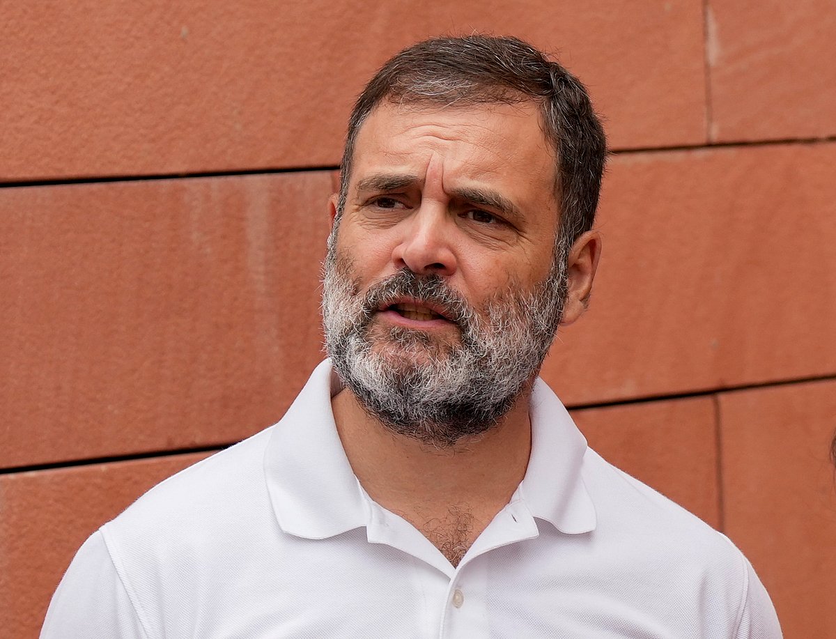 ಶಿವಾಜಿ ಎದುರು ತಲೆಬಾಗಿದರೆ ಪ್ರಯೋಜನವಿಲ್ಲ: ಮೋದಿ ವಿರುದ್ಧ ರಾಹುಲ್‌ ವಾಗ್ದಾಳಿ