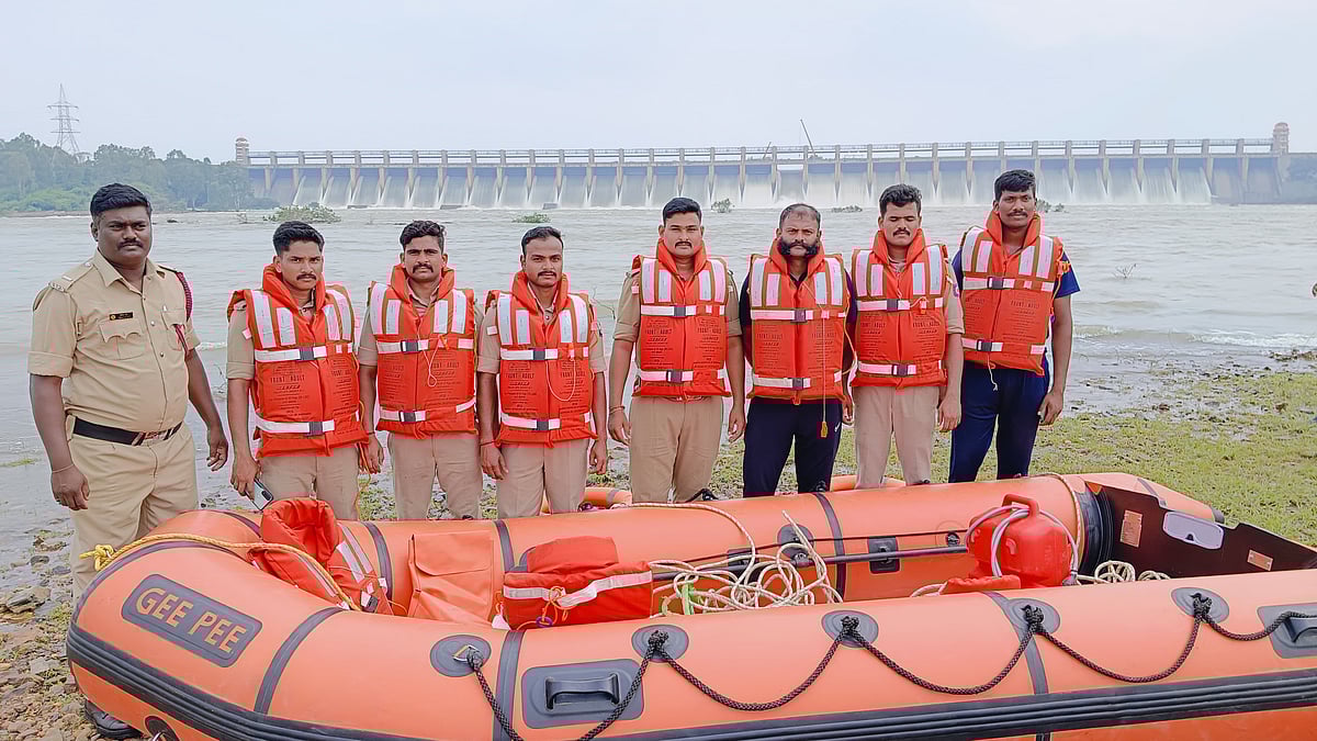 ತುಂಗಭದ್ರಾ ಅವಘಡ | ಮುಂದುವರಿದ ಗೇಟ್ ಅಳವಡಿಕೆ ಕಾರ್ಯಾಚರಣೆ: SDRF ತಂಡ ನಿಯೋಜನೆ