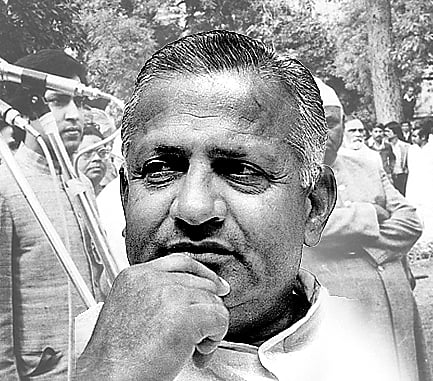 ಸಂಗತ | ಜನಪರ ಕೆಲಸ, ಜನಮನದ ಅರಸ